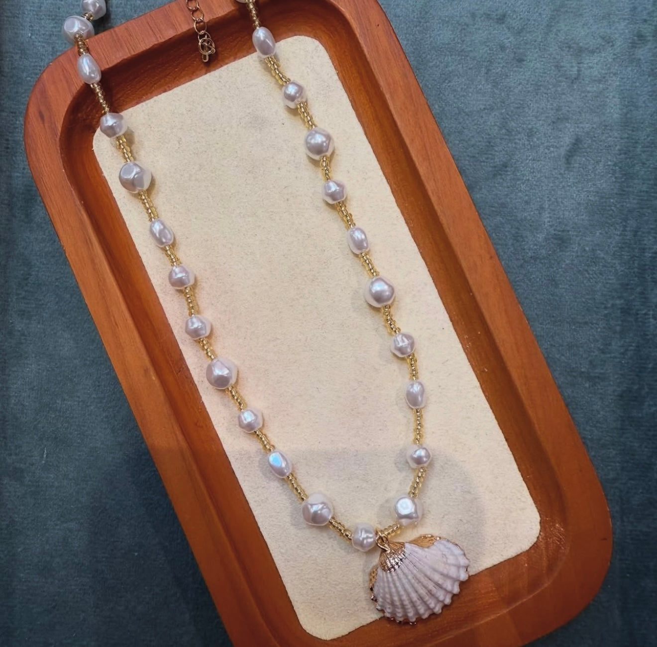 Humanmade Pearl & Real Seashell Pendant Necklace – Coastal Gold Accent Jewelry